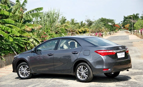  toyota corolla altis 2014 giá từ 20300 usd - 3