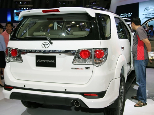  toyota fortuner trd - 2