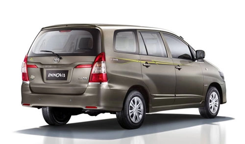  toyota innova limited edition giá 21300 usd tại ấn độ - 2