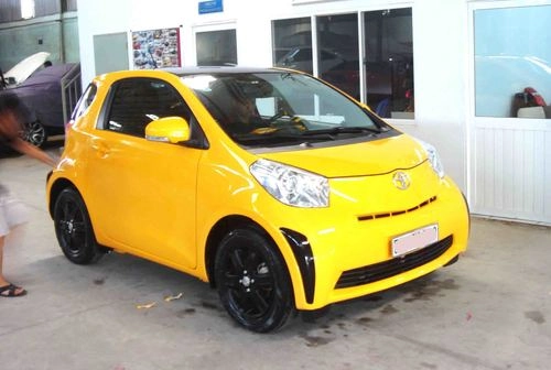  toyota iq cách điệu với màu vàng lamborghini tại sài gòn - 1