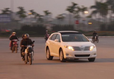  toyota mở rộng triệu hồi sang venza - 1