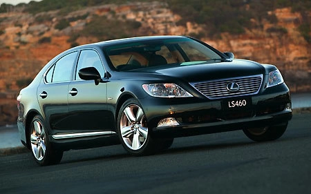  toyota thu hồi hơn 200000 xe hạng sang lexus - 1