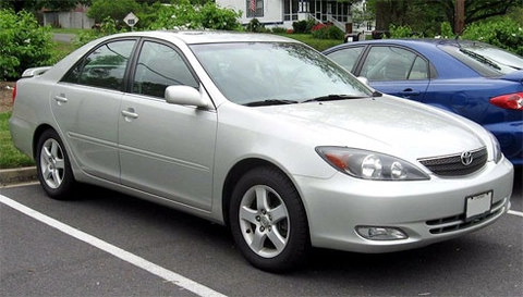  toyota từng cảnh báo lỗi ga điện tử trên camry 2002 - 1