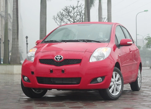  toyota yaris - nữ hoàng xe nhỏ - 1