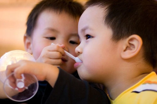 Trẻ em có nên thường xuyên ăn phô mai và sữa chua - 1