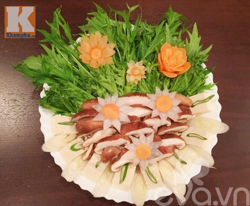 Tự tỉa hoa cà rốt trang trí món ăn - 10