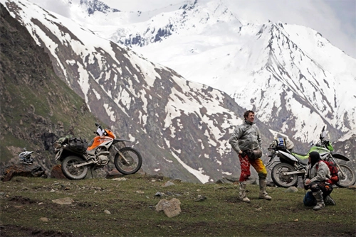  vượt 4500 km bằng xe máy trên dãy himalaya - 1
