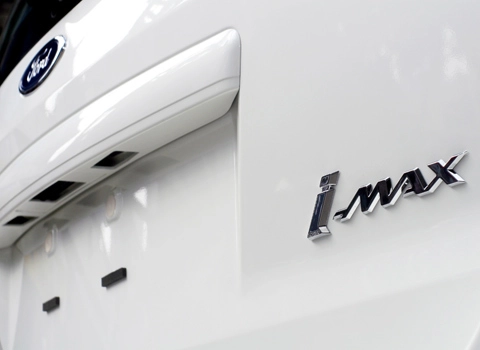  xe đa dụng ford imax 2010 xuất hiện tại việt nam - 2