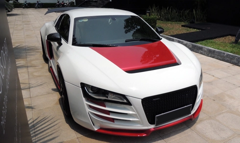  xế độ audi r8 khoe dáng dưới nắng sài gòn - 2