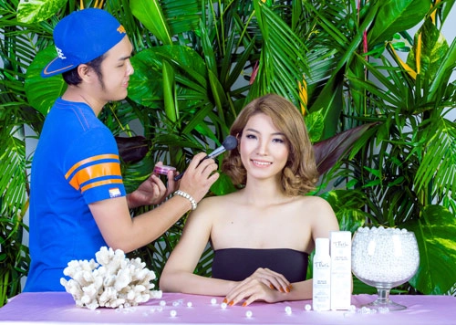 Xu hướng make up với thatso on the go của mỹ nhân việt - 3