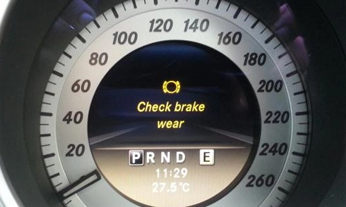  ý nghĩa của chữ check brake wear - 1