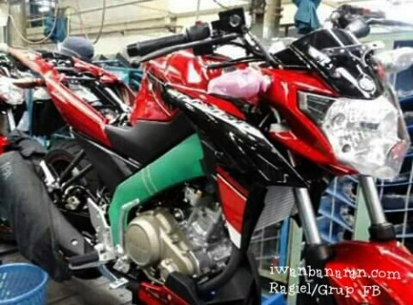  yamaha fz150i phiên bản mới đổi thiết kế - 1