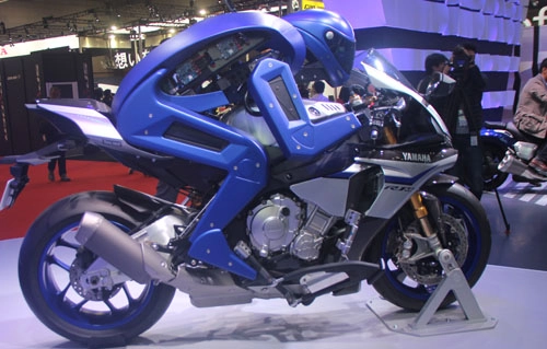  yamaha phát triển robot lái môtô - 12