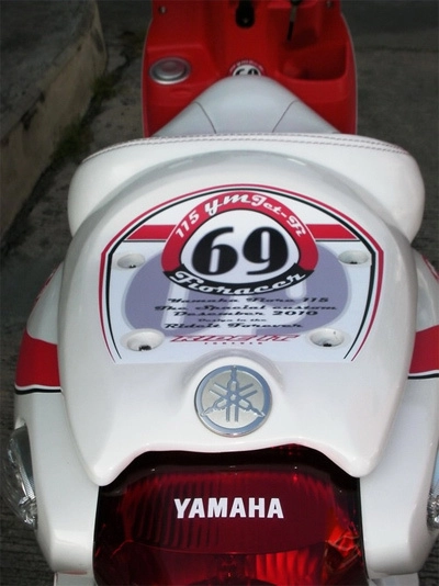  yamaha scooter độ phong cách viễn tưởng - 8