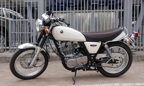  yamaha sr400 2015 đầu tiên về hà nội - 1