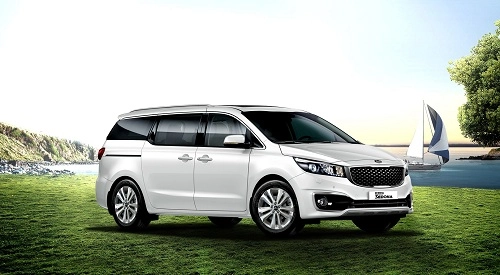  200 xe kia sedona được bán trong tháng 11 - 1