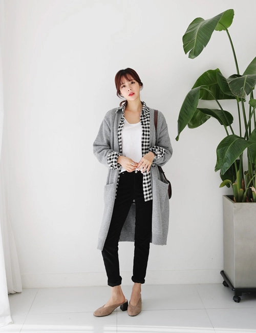 4 cách phối để mặc cardigan không già như bà ngoại - 7