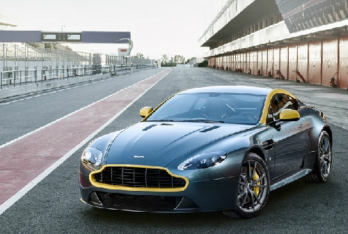  aston martin sắp về tay mercedes - 1