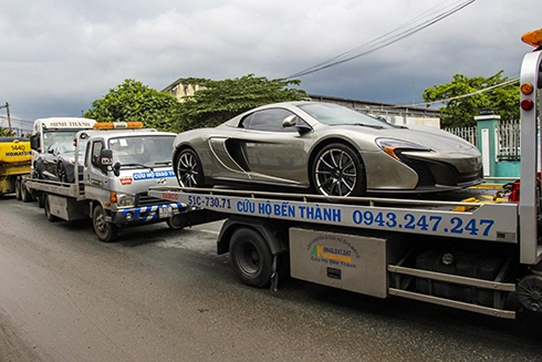  bắt gặp bộ đôi siêu xe hàng độc đang được vận chuyển trên đường đến chủ nhân - 12