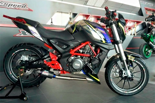  benelli tnt25 phong cách stunt của tay chơi thái lan - 1