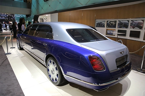  chi tiết bentley mulsanne grand limoushine - 2