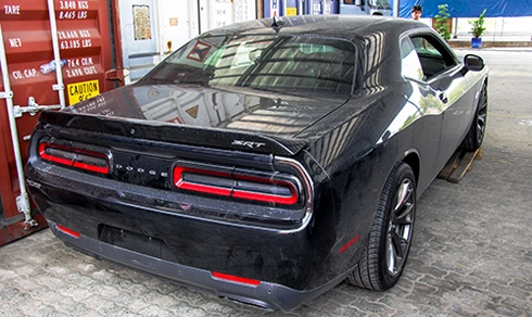  dodge challenger srt 392 cập cảng sài gòn - 6