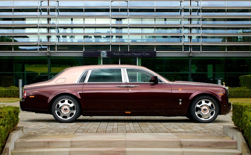  rolls-royce phantom lửa thiêng tại việt nam - 2