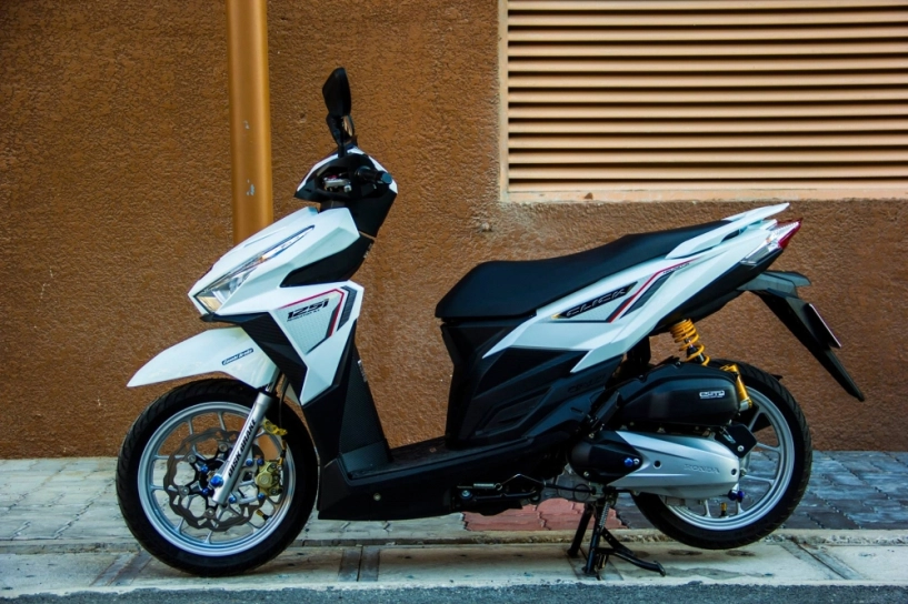 Honda click 125i trắng tinh khôi đầy cá tính - 6