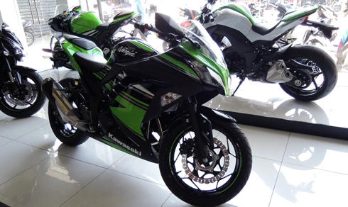  kawasaki ninja 300 rớt giá nhanh chóng ở việt nam - 1