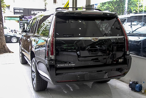  lexus lx570 ngang giá cadillac escalade ở việt nam - 2