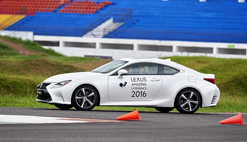  lexus rc200t - coupe điệu đà cho khách việt nam - 2