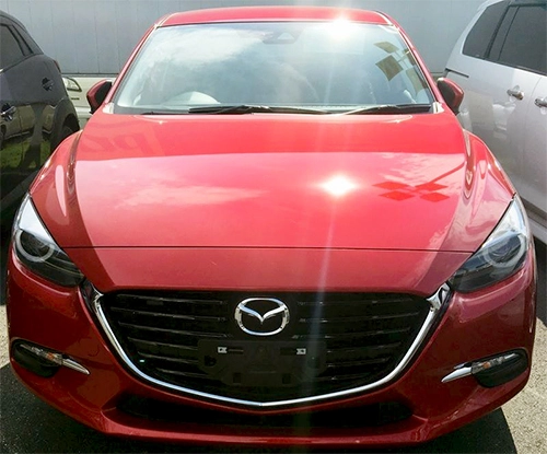  mazda3 2017 lộ diện ngoài đời thực - 2