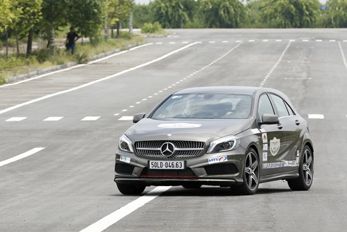  mercedes a250 amg - quý cô nổi loạn - 1