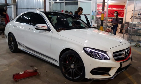  mercedes c250 hóa trang thành c63 amg ở sài gòn - 1