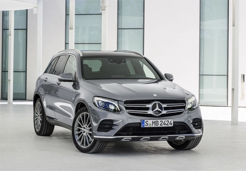  mercedes glc - 3