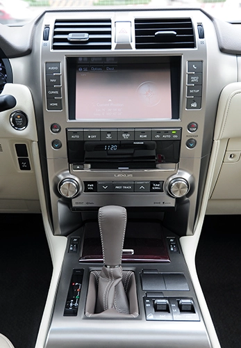  nội thất lexus gx460 2016 - 7