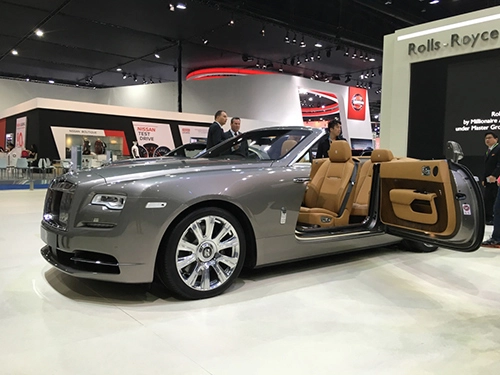  rolls-royce dawn giá 1 triệu usd tại đông nam á - 1