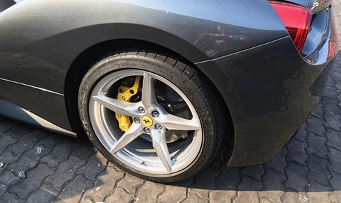  siêu xe ferrari 488 gtb đầu tiên cập cảng sài gòn - 4