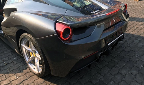  siêu xe ferrari 488 gtb đầu tiên cập cảng sài gòn - 7