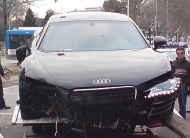  ảnh siêu xe audi r8 tai nạn - 1