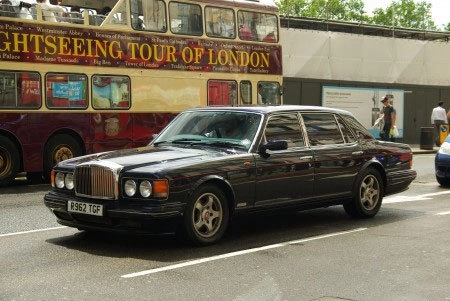  bentley và rolls-royce hàng độc trên phố london - 1