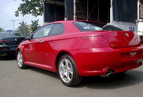  bộ ba xe alfa romeo cập cảng sài gòn - 5