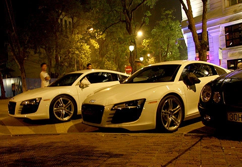  bộ đôi siêu xe audi r8 tại hà nội - 2