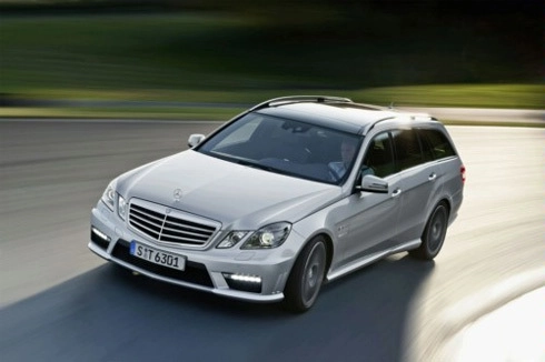  cận cảnh mercedes e 63 amg estate 2010 - 1