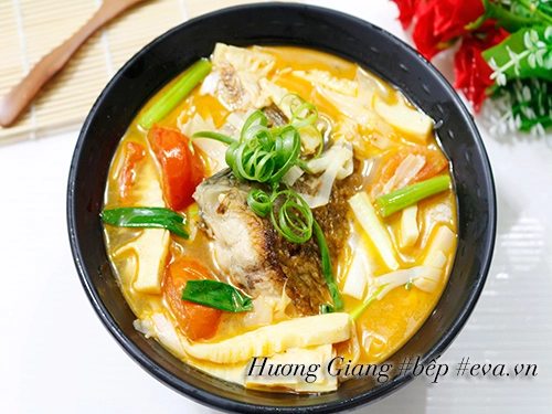 Canh măng chua nấu cá chua tuyệt ngon - 6