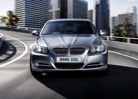  euro auto công bố giá bmw 320i 2009 - 1