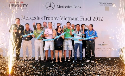  giải golf mercedes trị giá gần 5 tỷ đồng - 1