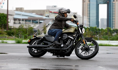  harley-davidson iron 883 - môtô cho người trẻ việt nam - 2