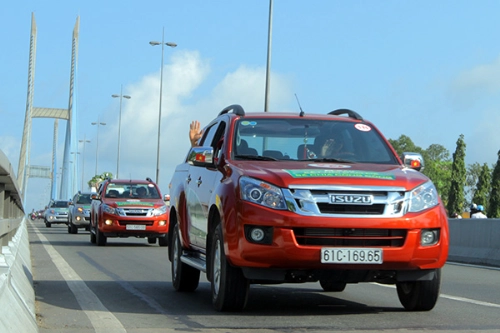  isuzu hỗ trợ phí trước bạ cho d-max - 2