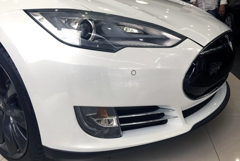  khám phá ôtô điện tesla s ở sài gòn - 4